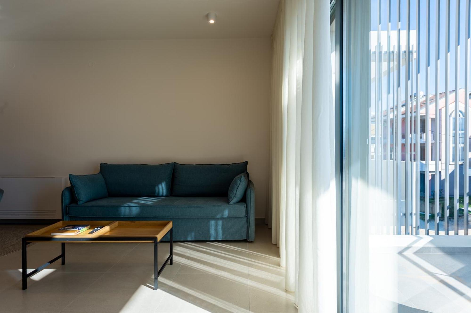 Aillo Living Spaces Янина Экстерьер фото