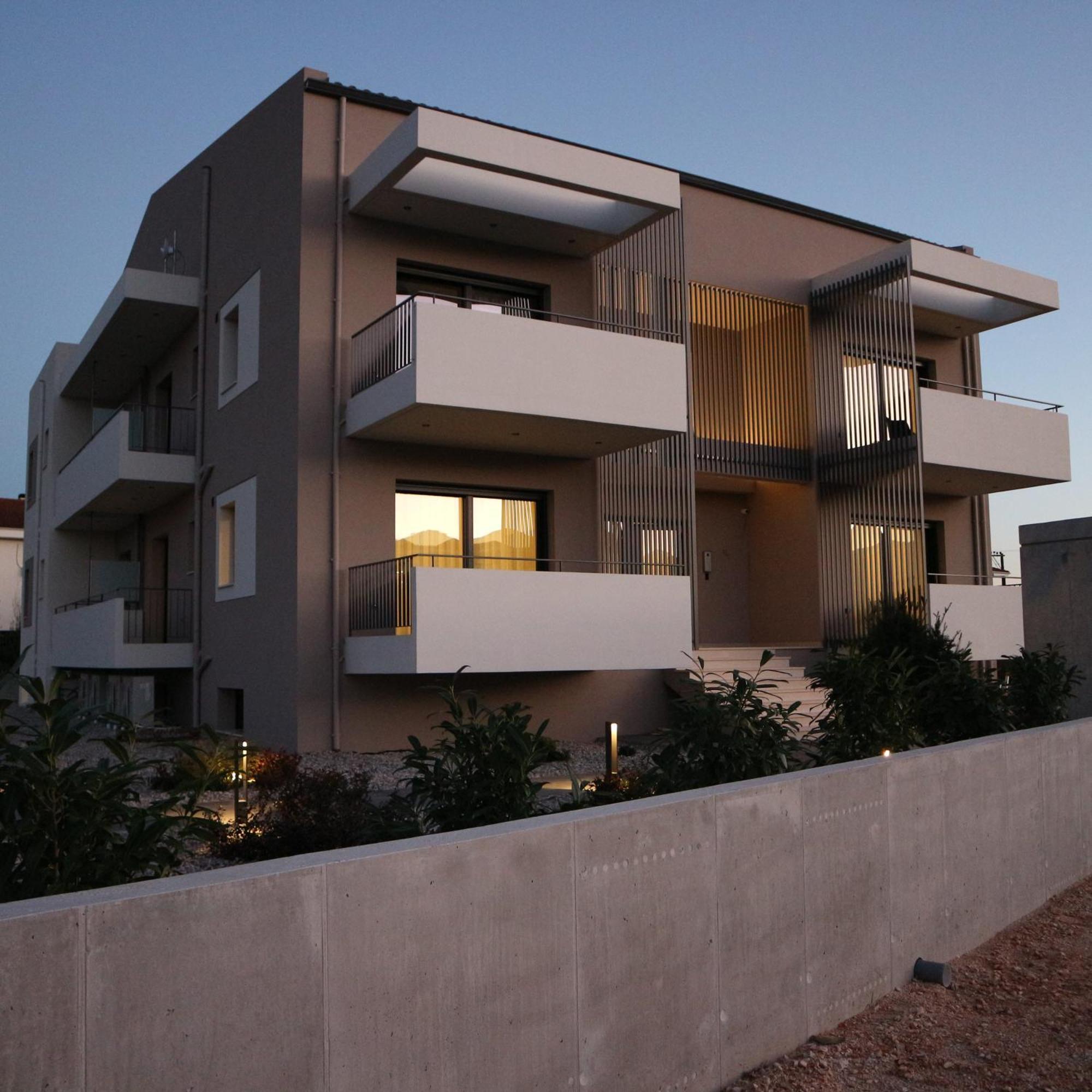 Aillo Living Spaces Янина Экстерьер фото
